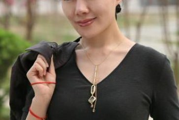 中国女运动员画家_黄娜_HuangNa