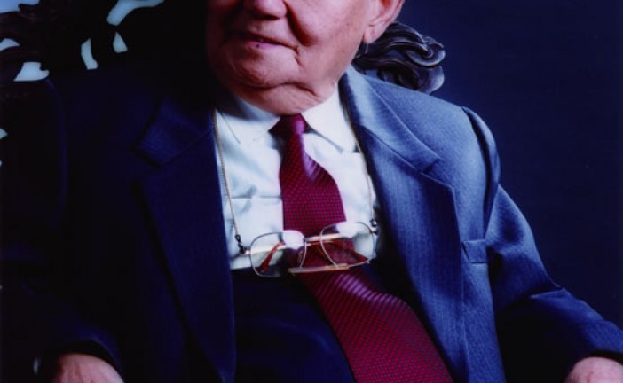 书画大师齐白石弟子著名画家娄师白        LouShiBai