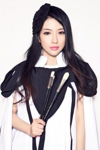 米巧铭肖像