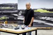 中国当代著名油画家_张晓刚_ZhangXiaoGang