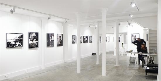 约瑟夫画廊展厅有405平方米,一共有三层