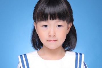 儿童画-天鹅（水彩画）-周馨逸-国际青少年美术家