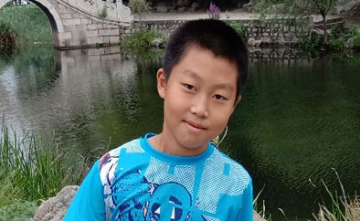 丙烯画-酒店印象-张乐宸-国际青少年美术家_少美联赛