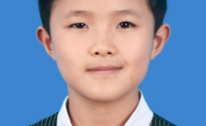 插画-登陆月球-杨景然-国际青少年美术家_少美联赛