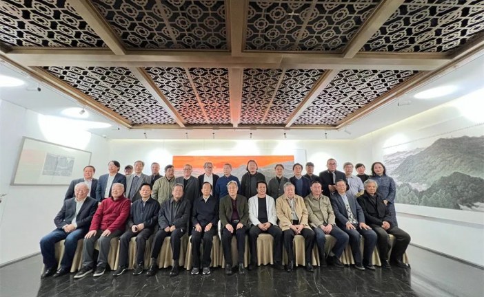 山河岁月_精品荣宝斋特展_崔晓东