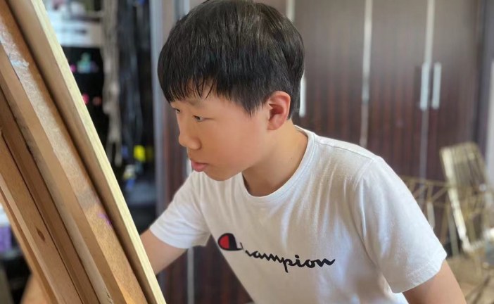 素描_光明_傅家煊_国际青少年美术家_少美联赛