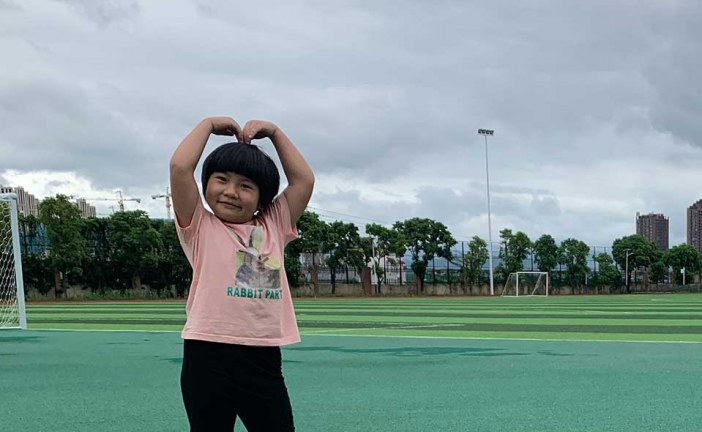 装饰画_鳄鱼来啦_史舒予_国际青少年美术家_少美联赛