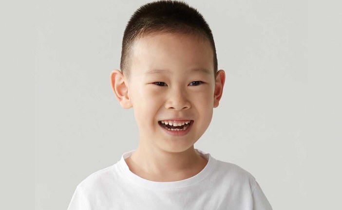 丙烯画_乘风破浪的我们_姜瀚林_国际青少年美术家_少美联赛