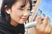 插画_枪杆上的蝴蝶_涂可荞_国际青少年美术家_少美联赛