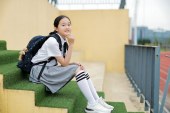 彩铅画_藏族少女_张可然_国际青少年美术家_少美联赛