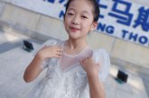 装饰画_荷花_张熙宜_国际青少年美术家_少美联赛