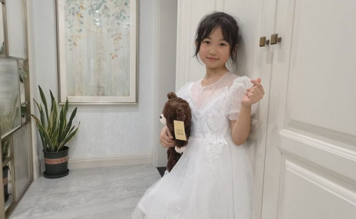 中国画_生气的河豚_朱宣颐_国际青少年美术家_少美联赛