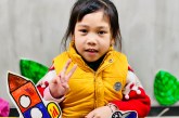 插画《恐龙甜品乐园》冯曦岚_国际青少年美术家_少美联赛