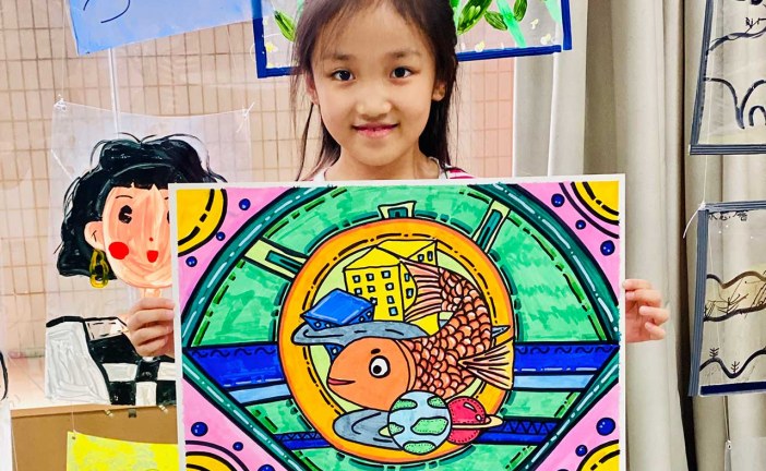 丙烯画《奇怪的脸》周懿雯_国际青少年美术家_少美联赛