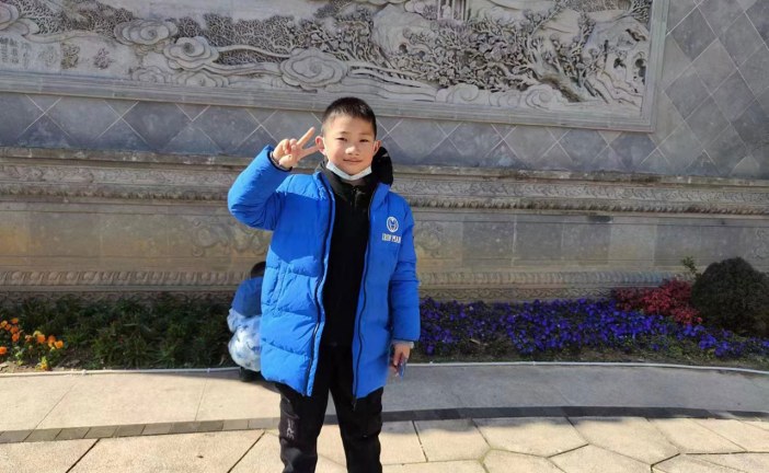 漫画《科技之城》徐子安_国际青少年美术家_少美联赛