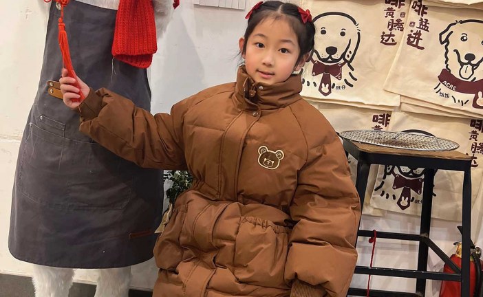 漫画《科技未来》狄歆童_国际青少年美术家_少美联赛