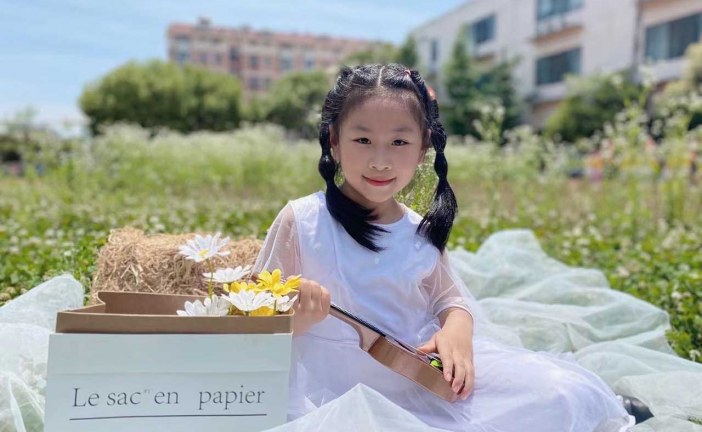 漫画《交相徽映》顾乐桐_国际青少年美术家_少美联赛