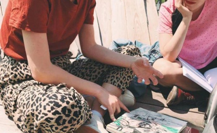 速写作品欣赏_俄罗斯插画师_Katerina Voronina