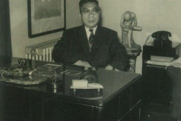 孙志飞家族珍藏张大千_仿王希孟千里江山图及书画成扇