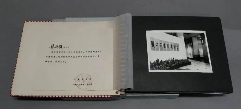 孙志飞家族珍藏张大千_仿王希孟千里江山图及书画成扇 孙志飞家族珍藏张大千_仿王希孟千里江山图及书画成扇