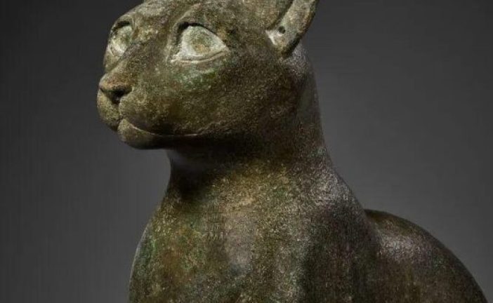 从古埃及青铜雕塑到皇家赌场首印本_众多珍品汇集佳士得拍卖